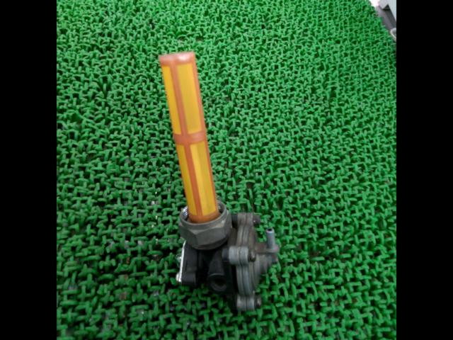 Fuel cock from an unknown manufacturer (with some issues)
Harley general purpose