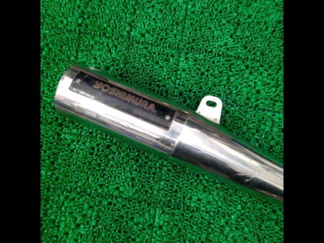 YOSHIMURA slip-on silencer
Zephyr 400