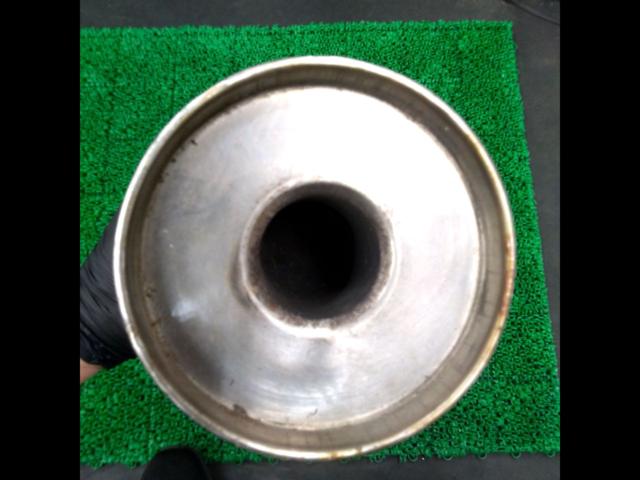 YOSHIMURA slip-on silencer
Zephyr 400