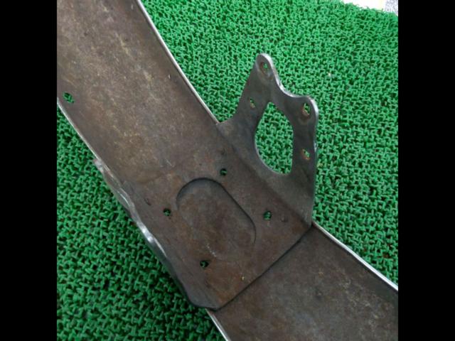 Slightly flawed genuine Honda front fender
CB250T
Hawk 2