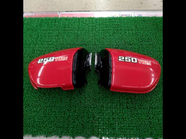 Genuine Honda side cover set (left and right)
CB250T
Hawk 2