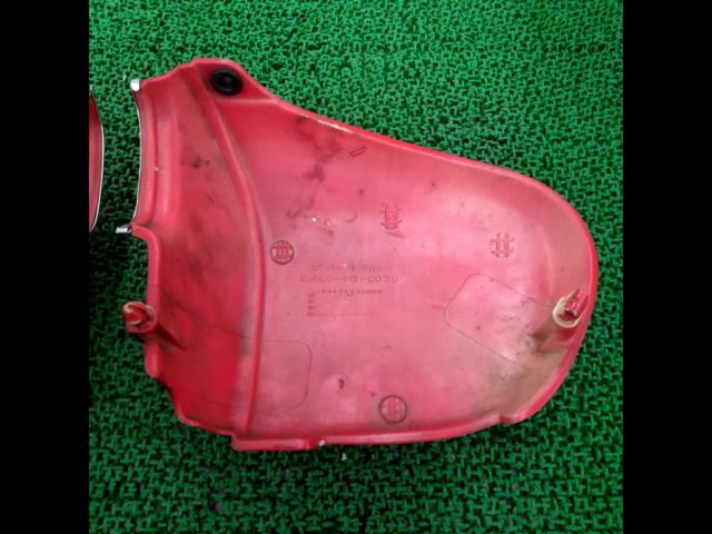 Genuine Honda side cover set (left and right)
CB250T
Hawk 2