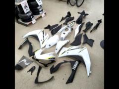 YAMAHA genuine exterior set
22-piece set
YZF-R25
2018??