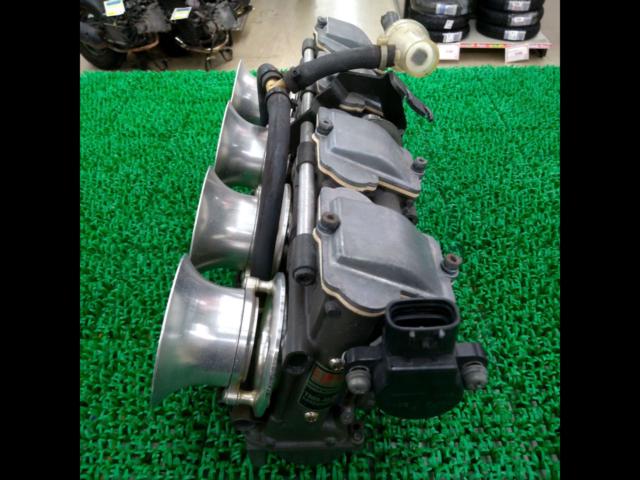 YOSHIMURATMR-MJN
36mm carburetor
77-84-77
Use at XJR1300