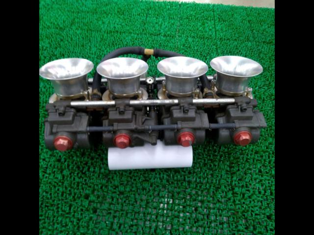 YOSHIMURATMR-MJN
36mm carburetor
77-84-77
Use at XJR1300