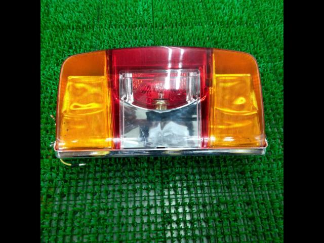 Unknown Manufacturer
Genuine type tail lamp
CBX400F