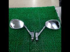 Chrome mirrors from an unknown manufacturer (with minor defects)
Right and left
General purpose 10mm positive screw