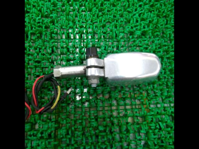 Set of 2 aluminum turn signals (manufacturer unknown)
General purpose