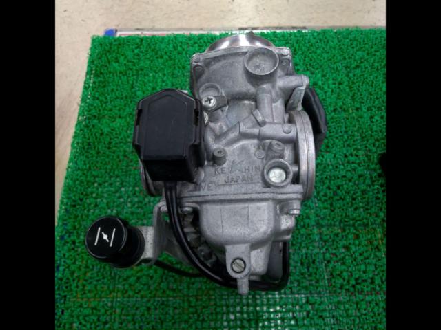 A slightly flawed genuine Honda carburetor
CB1300SF
SC40