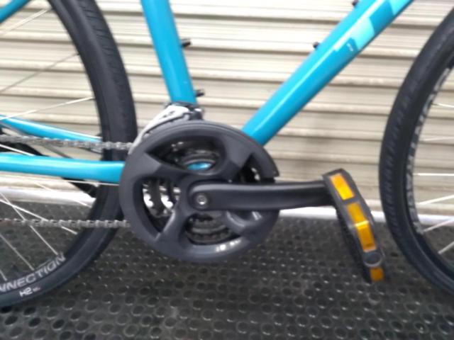 1大特価!!TREK FX2 700×35C 3×8S 前後ディスクブレーキ クロスバイク ブルー