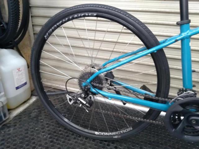 1大特価!!TREK FX2 700×35C 3×8S 前後ディスクブレーキ クロスバイク ブルー