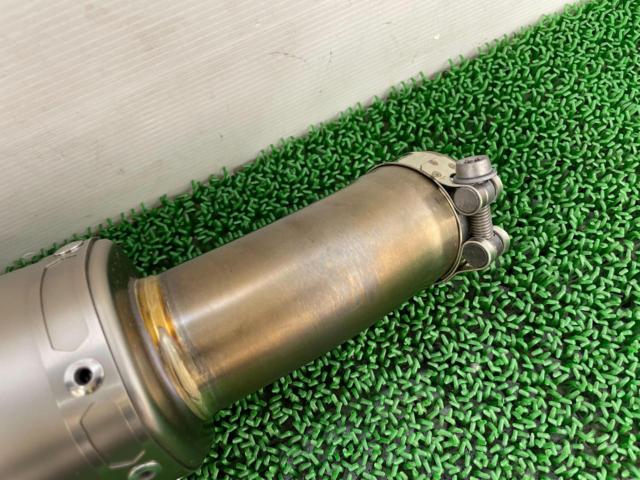 GSX-S1000/F/2015y-2019yAKRAPOVIC
Slip-on silencer