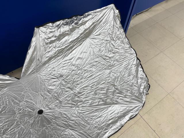 Unknown Manufacturer
Umbrella-style sunshade