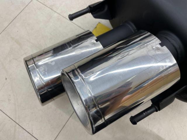 [
IS500
USE30 Lexus genuine parts
F Sport
Muffler