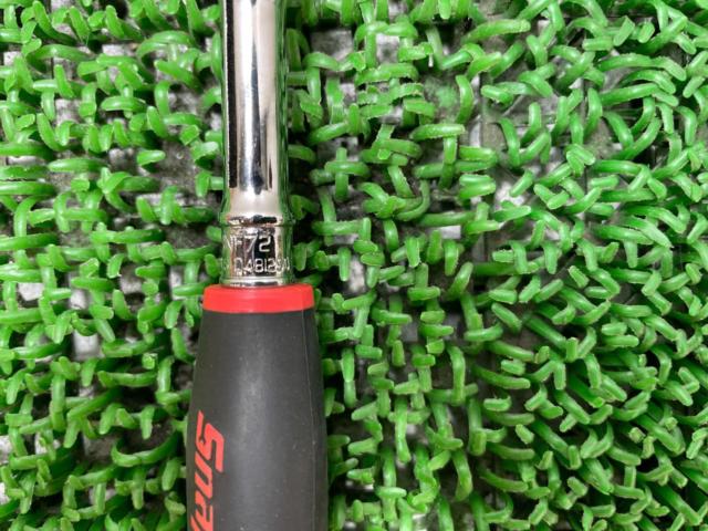 Snap-on
1/4 drive
Soft grip
Round swivel head
Ratchet
THNF72