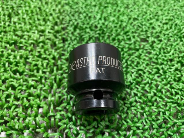 ASTROPRODUCTS
Q-Fit
1 / 2DR
Impact Sockets
30 mm

12.7mm