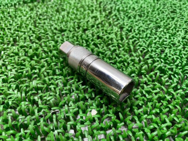 Snap-on
14 mm
3/8
Socket