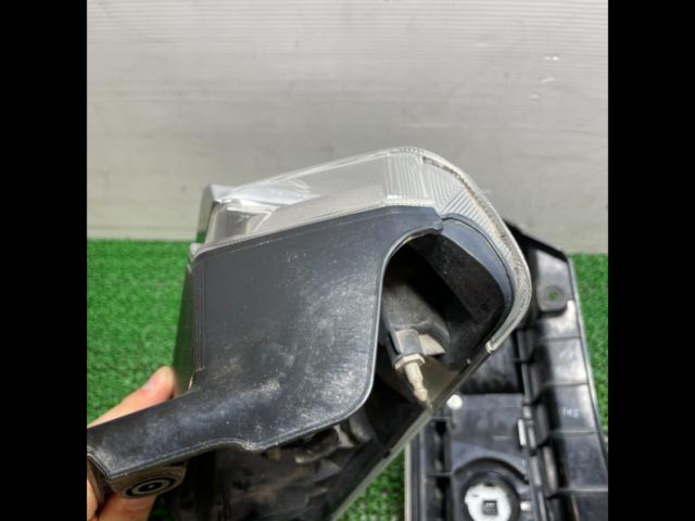 【N-BOXカスタム/JF1・JF2】HONDA純正 テールレンズ