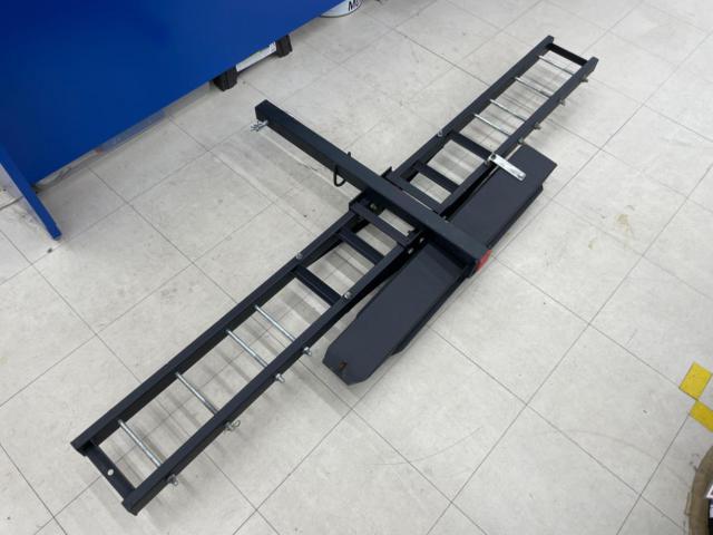 【2インチ】メーカー不明 ヒッチメンバー用 バイクキャリア