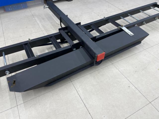 【2インチ】メーカー不明 ヒッチメンバー用 バイクキャリア