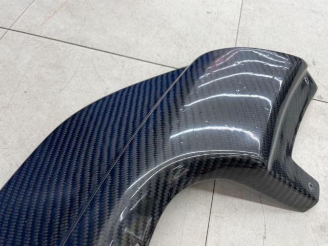 【スカイライン/CPV35】メーカー不明 カーボンディフューザー