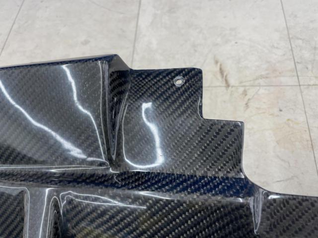 【スカイライン/CPV35】メーカー不明 カーボンディフューザー