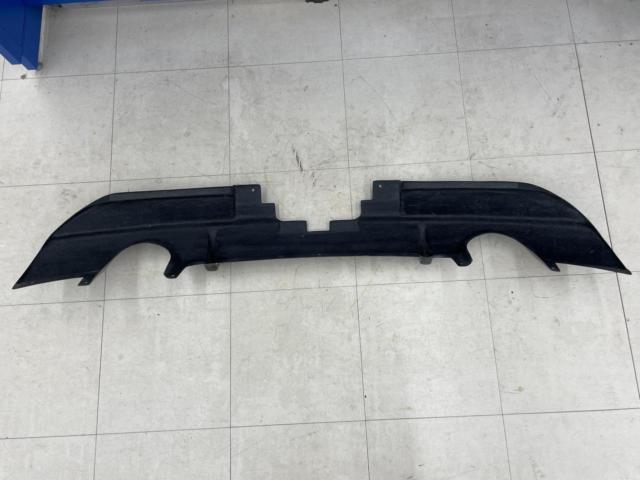 【スカイライン/CPV35】メーカー不明 カーボンディフューザー