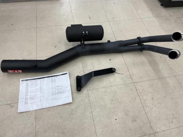 Z650RS/ER650M/2022 YOSHIMURA
Machinery song Straight cyclone
Duplex
Shooter