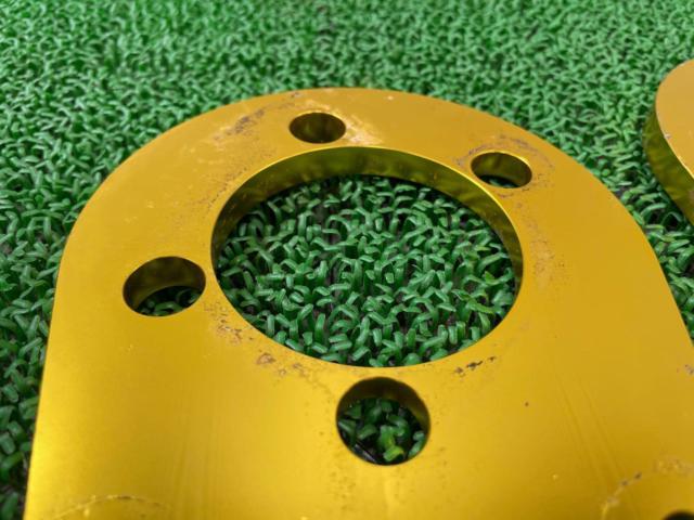 Prius/30 series, manufacturer unknown
Camber plates
3 degrees