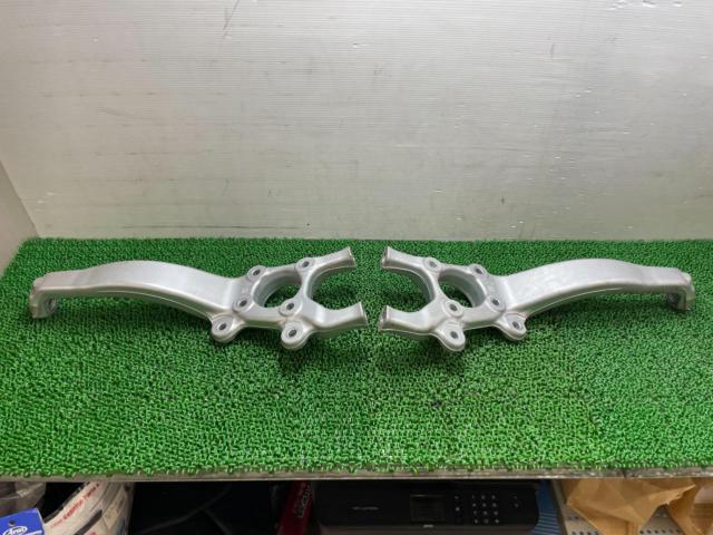 Series 210
Crown
2WD, manufacturer unknown
One-off
Front Short knuckle
-40mm