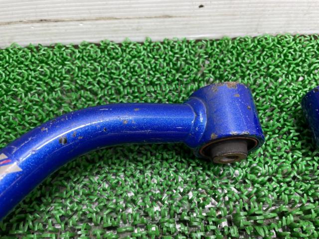 [Crown
210 system
2WD MEGAN
RACING
Front upper arm