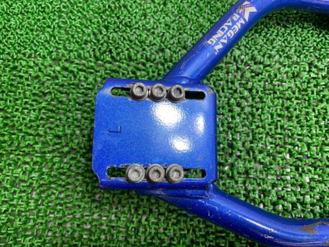 [Crown
210 system
2WD MEGAN
RACING
Front upper arm