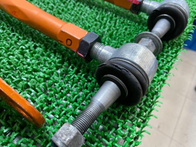 Crown/Crown Majesta/Mark X SKID
RACING
Rear
Upper
Camber
Arm
Set
Adjustable
Pirro