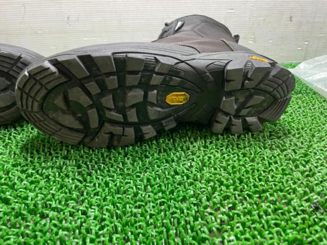 27.0cmGOLDWIN
G Vector GWM
X-OVER
Ankle boot