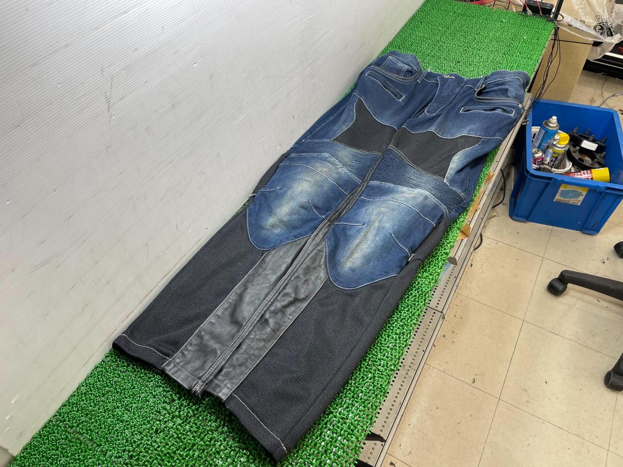 XL size KOMINE
WJ-741S
Superfit Protected Leather Mesh Jeans