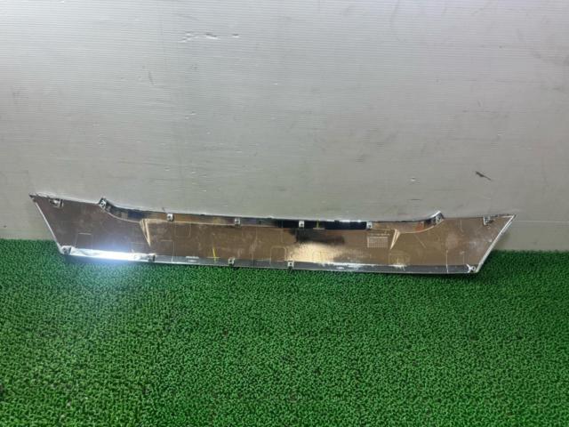 [N-BOX
Custom
JF1 / 2
Genuine Honda parts from the later model year.
Front garnish