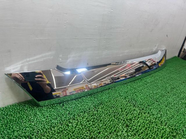 [N-BOX
Custom
JF1 / 2
Genuine Honda parts from the later model year.
Front garnish