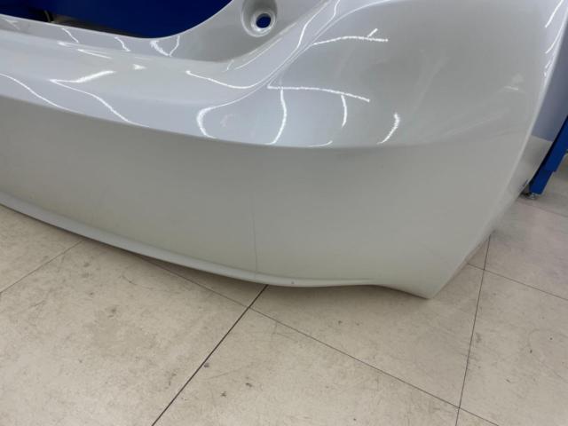 Toyota genuine parts for Prius/30 series
Rear bumper