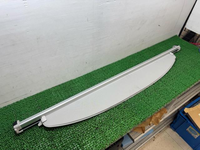 Toyota genuine parts for Prius/30 series
Tonneau cover