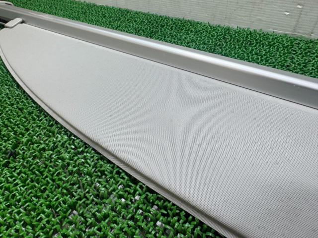 Toyota genuine parts for Prius/30 series
Tonneau cover