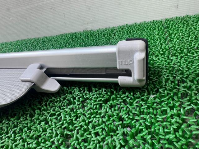 Toyota genuine parts for Prius/30 series
Tonneau cover