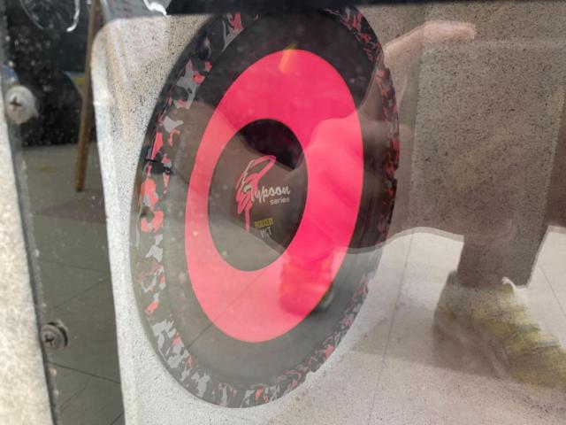 crunch
USA
Subwoofer
With BOX