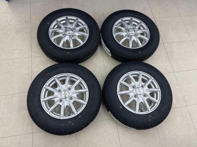 weds JOKER SHAKE   + KENDA KR33