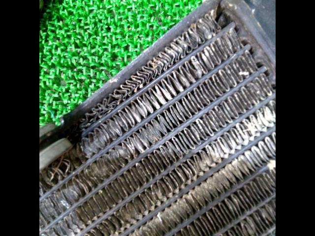 SUZUKI
TS125/model/year unknown
Genuine radiator
Right and left