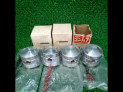 YOSHIMURACB750Four
812cc
Bore-up piston only