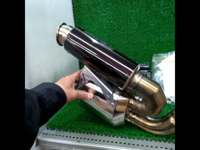 MORIWAKI
CROSS
SHORT
ZERO
(Stainless steel exhaust pipe/black silencer)