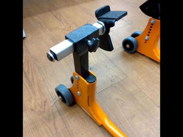 DAYTONA Rear Maintenance Stand