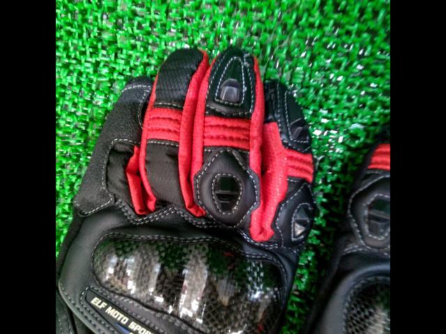 elf
Winter Gloves
Red x Black 1
Size: L