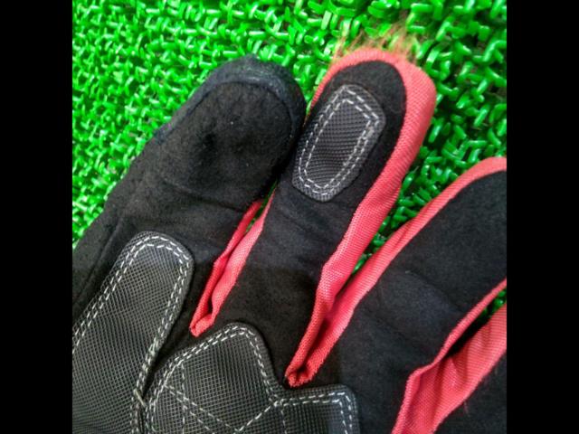 elf
Winter Gloves
Red x Black 2
Size: L