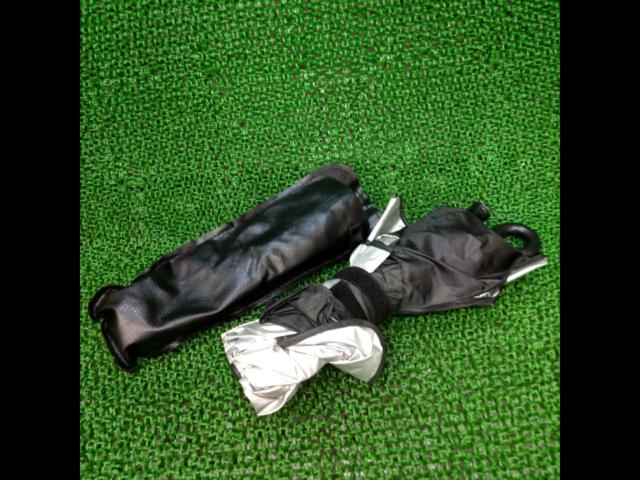 Unknown Manufacturer
Folding sunshade